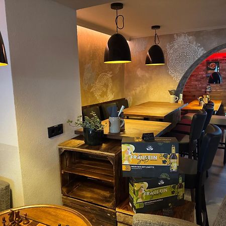 Hotel Goldener Hirsch Кауфбойрен Екстериор снимка