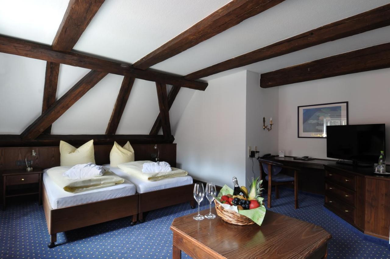 Hotel Goldener Hirsch Кауфбойрен Екстериор снимка