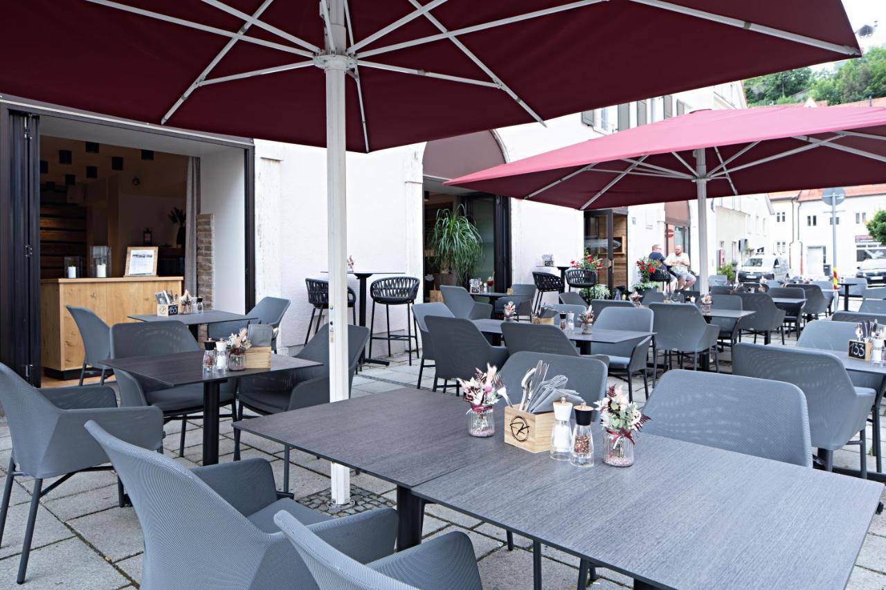 Hotel Goldener Hirsch Кауфбойрен Екстериор снимка