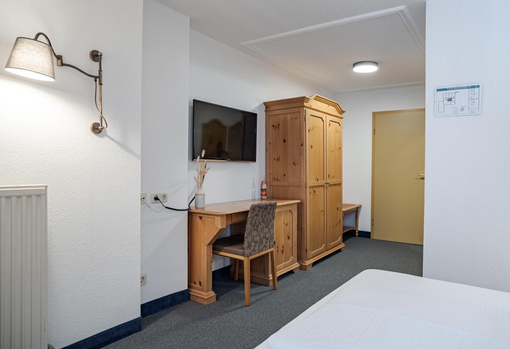 Hotel Goldener Hirsch Кауфбойрен Стая снимка